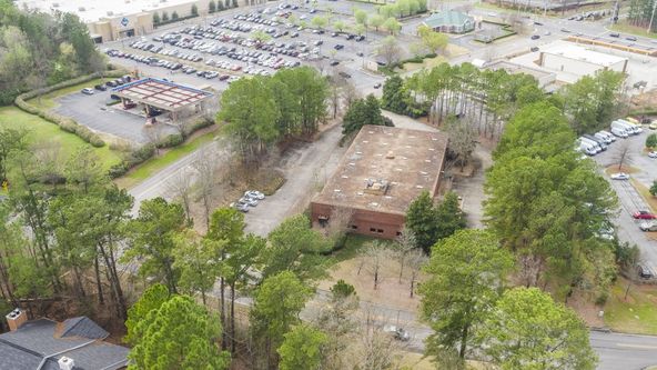 1818 Merchants Dr, Hoover, AL 35244
